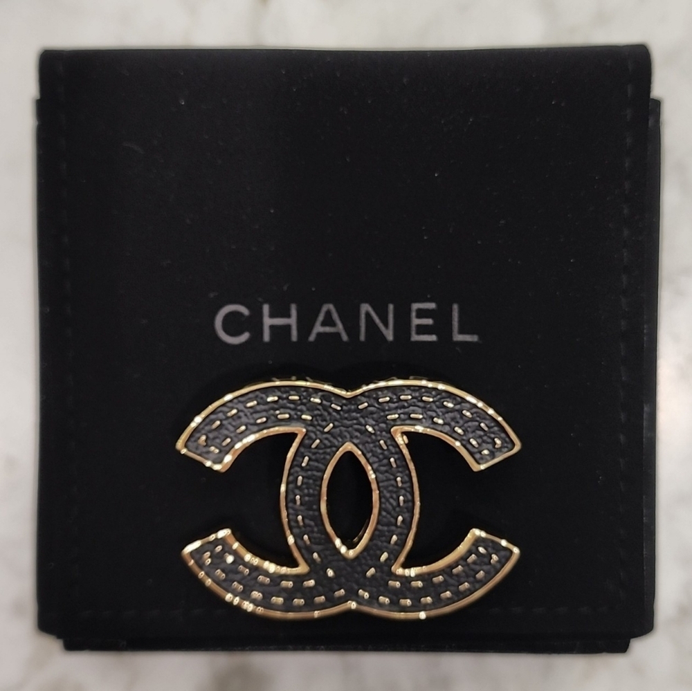 New! 100% Authentic!! Black & Gold Chanel Brooch